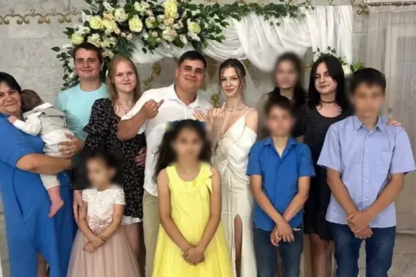 Наслідки удару по Радушному 30 липня: загинула родина, тип ракети уточнюють