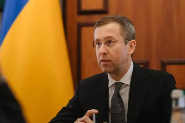 Суспільний резонанс: Корецький після удару на Київщині звинуватив у недбалості та вимагає покарання