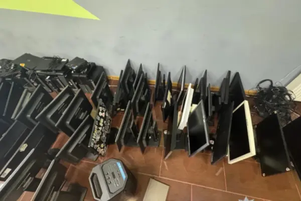 94 кол-центри, 411 обшуків, 26 підозрюваних: цифри масштабної операції СБУ та Нацполіції