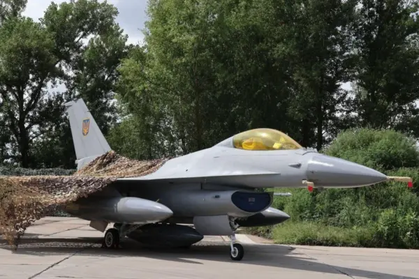 «Фантом» в NEWSMAX: Україні бракує ракет і для F-16, і для Patriot