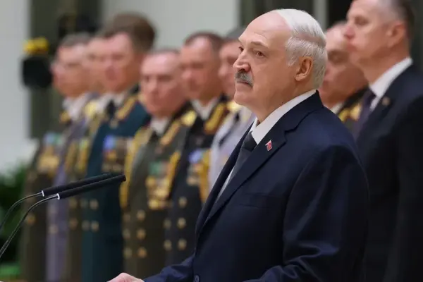 Підписант і джерело: розподіл ролей в указі Лукашенка про помилування